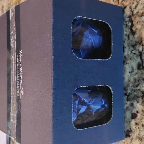 Set of 4 Monogram Engraved Whiskey Glass with Initial I - Picture 8 of 8